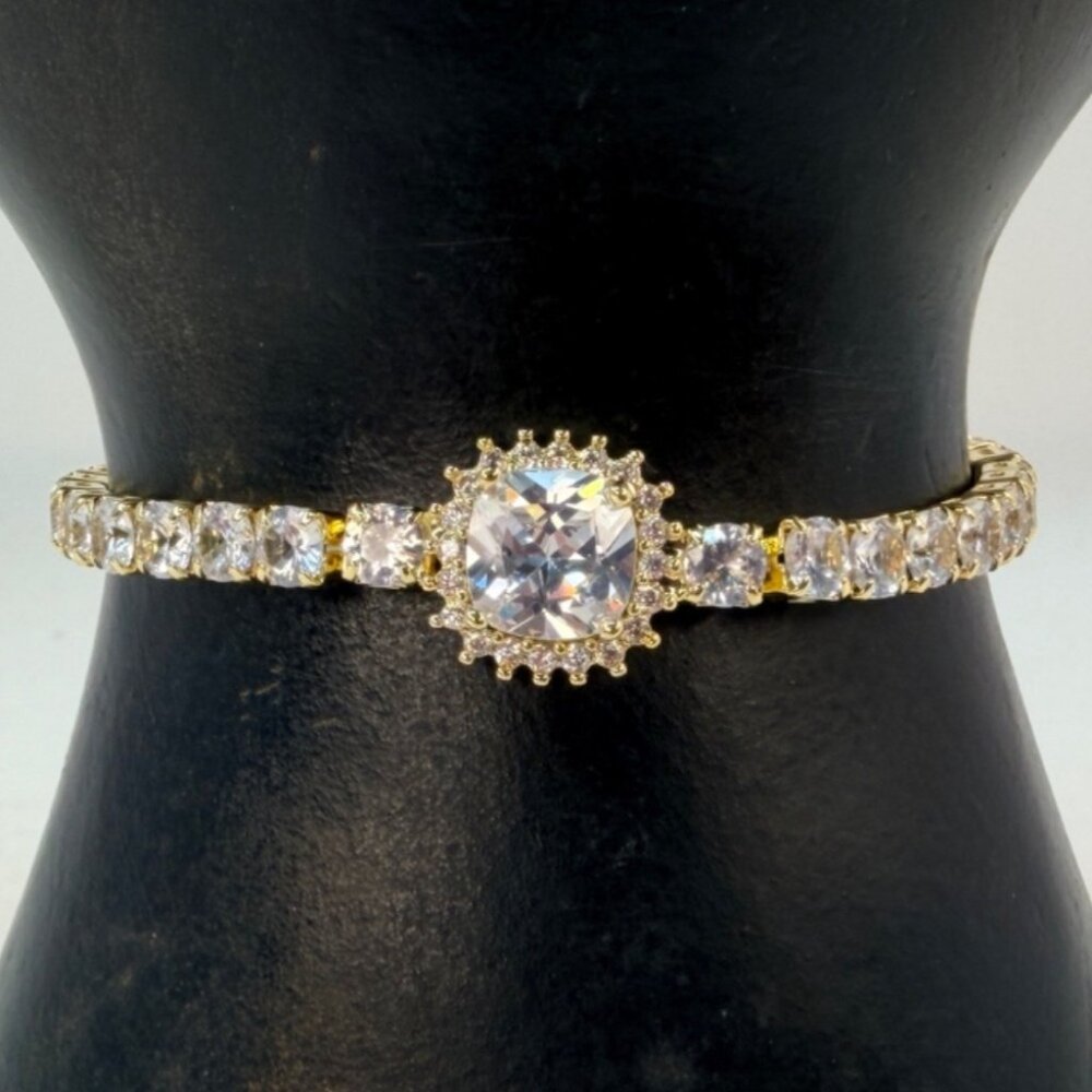 Vintage Swarovski Crystal Tennis Bracelet Halo Center Gold Overlay Slider - Picture 2 of 9